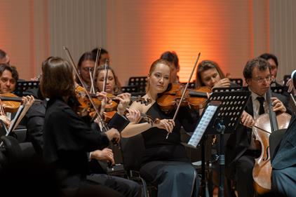 В Оренбурге впервые выступил симфонический оркестр musicAeterna под управлением Теодора Курентзиса 
